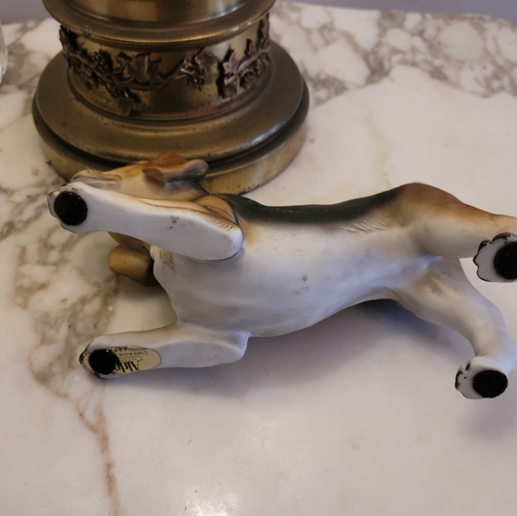 Vintage made in Japan Beagle Figurine. - Picture 6 of 6